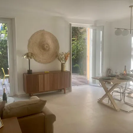- L'oustaou Apartment Cannes