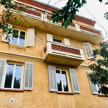 - L'oustaou Appartement Cannes
